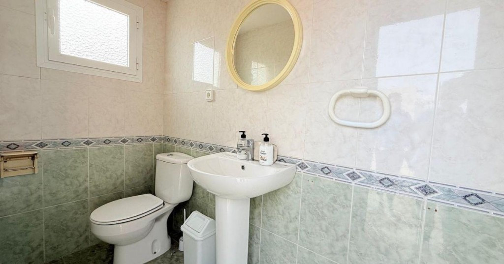 4 Bed Townhouse for sale in Villajoyosa Costa Blanca, Alicante, Spain