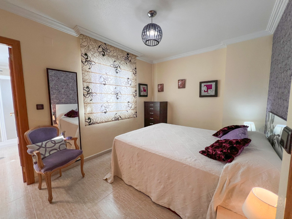 Se vende Apartamento en Planta Última de 3 dormitorios en Costa Blanca, Alicante, España