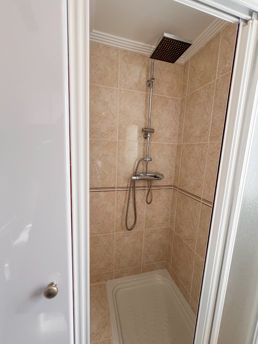 Se vende Apartamento en Planta Última de 3 dormitorios en Costa Blanca, Alicante, España