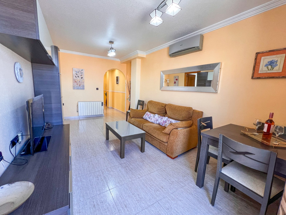 Se vende Apartamento en Planta Última de 3 dormitorios en Costa Blanca, Alicante, España