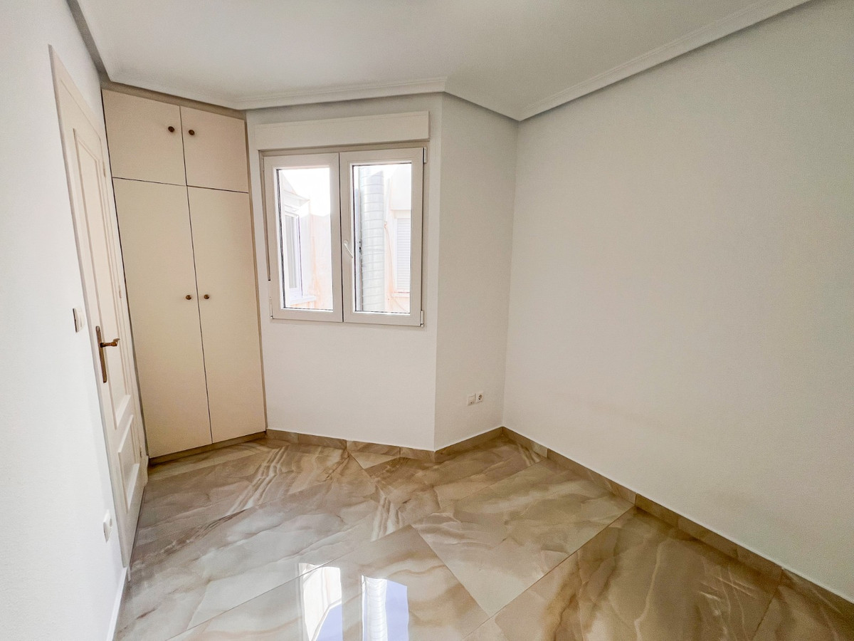 2 Bed Apartment for sale in Torrevieja Costa Blanca, Alicante, Spain