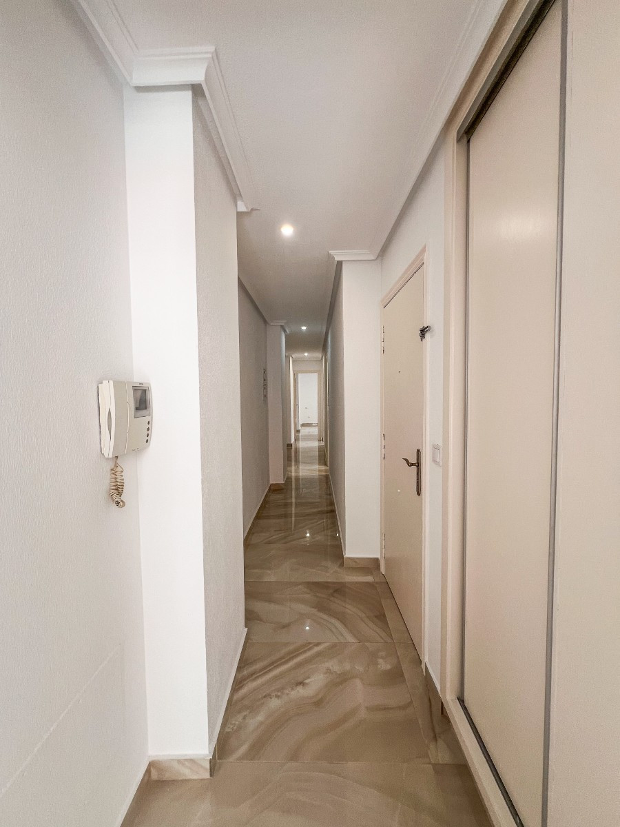 2 Bed Apartment for sale in Torrevieja Costa Blanca, Alicante, Spain