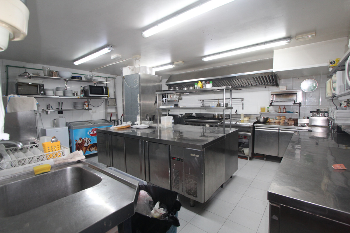 Commercial unit for sale in Torrevieja Costa Blanca, Alicante, Spain