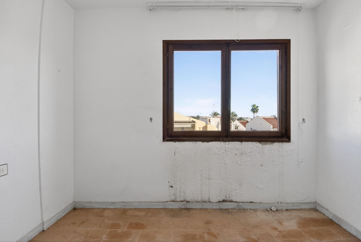 Se vende Apartamento Planta Media de 1 dormitorios en Costa Blanca, Alicante, España