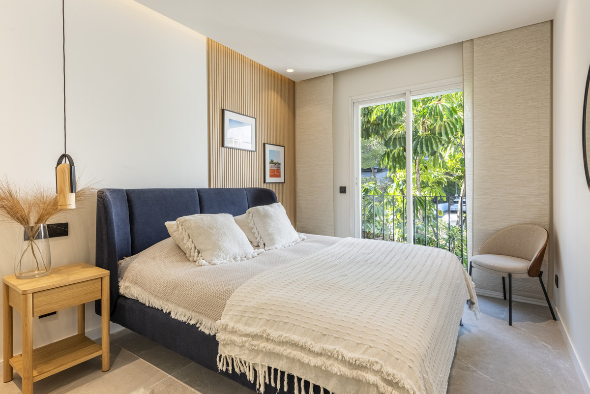 3 Bed Apartment for sale in La Quinta Costa Del Sol, Málaga, Spain