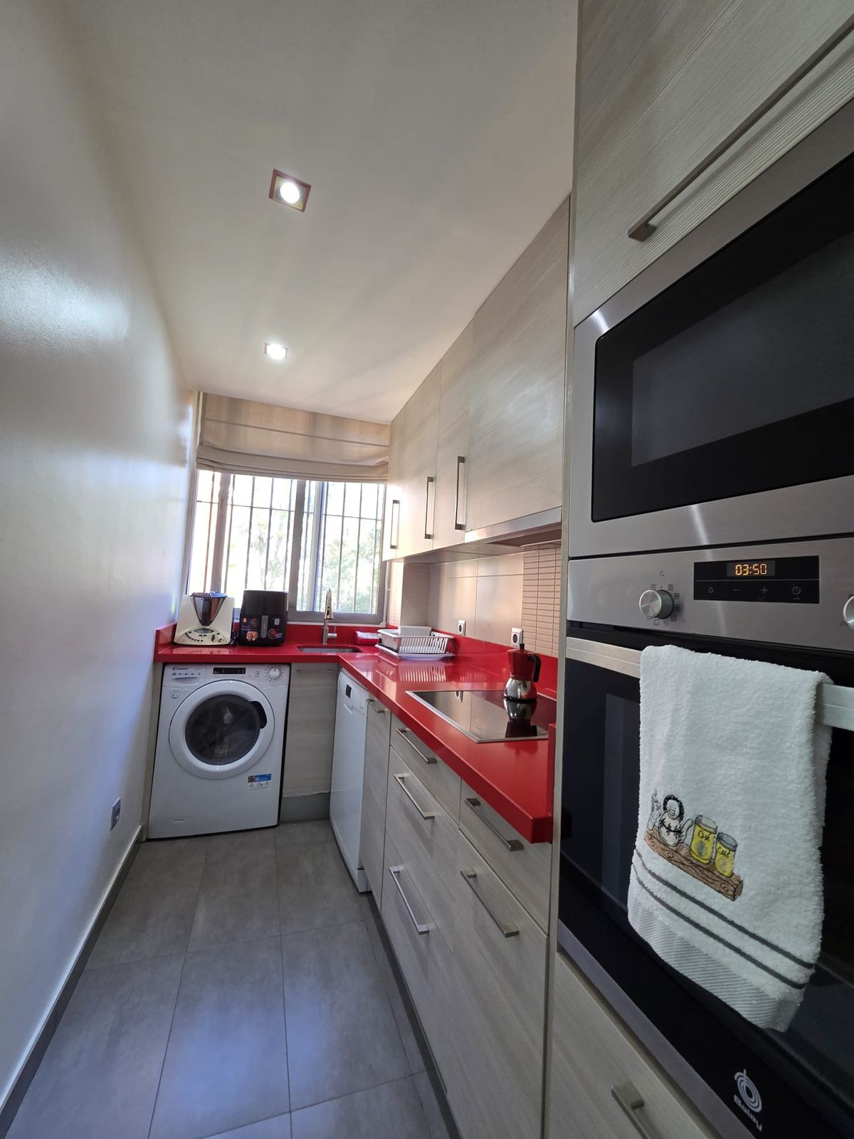 3 Bed Apartment for sale in Fuengirola Costa Del Sol, Málaga, Spain