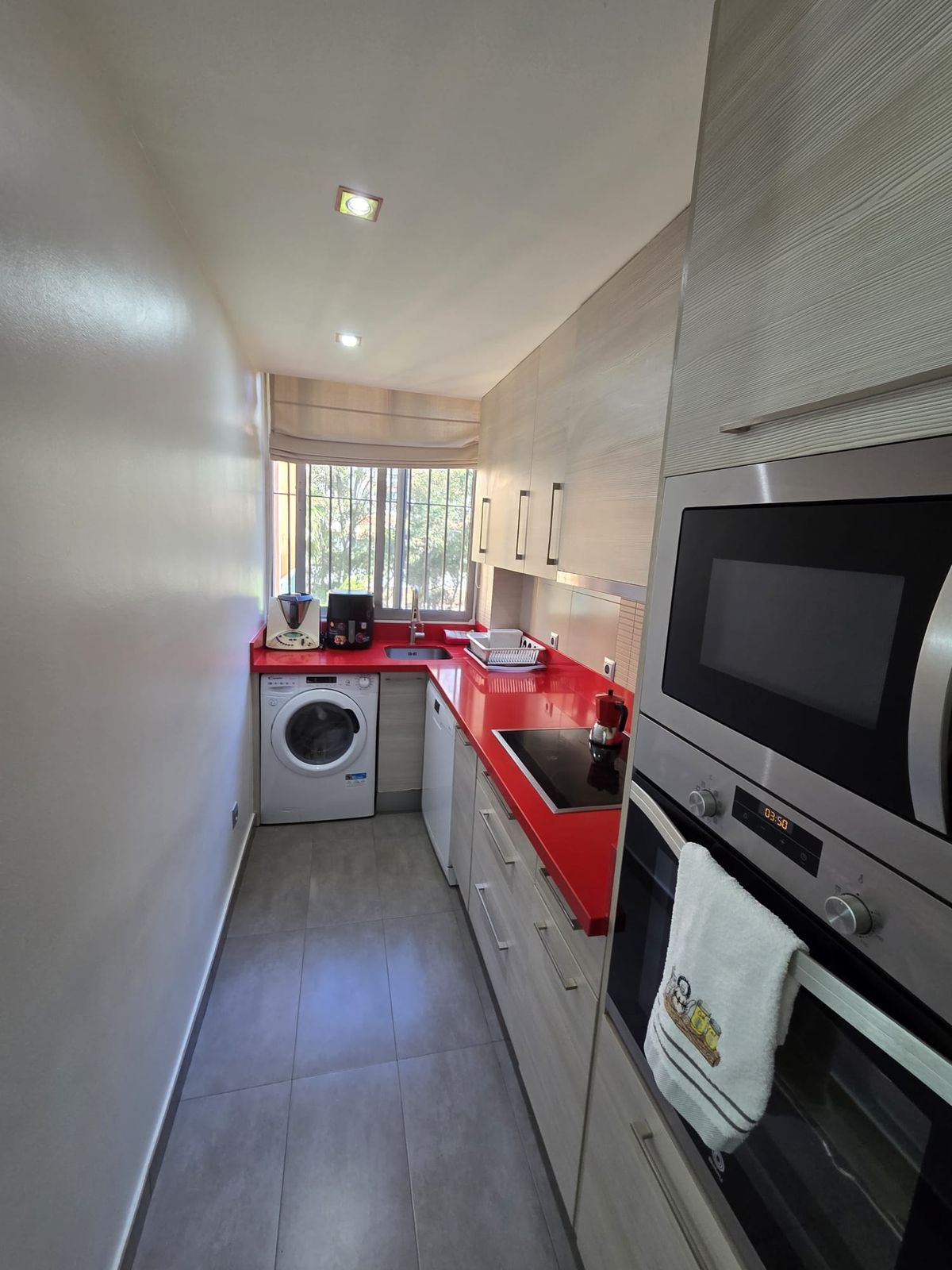 3 Bed Apartment for sale in Fuengirola Costa Del Sol, Málaga, Spain