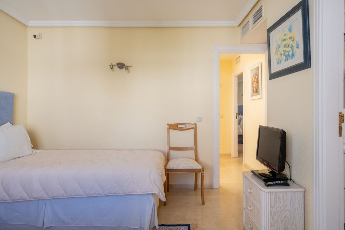 4 Bed Townhouse for sale in New Golden Mile Costa Del Sol, Málaga, Spain