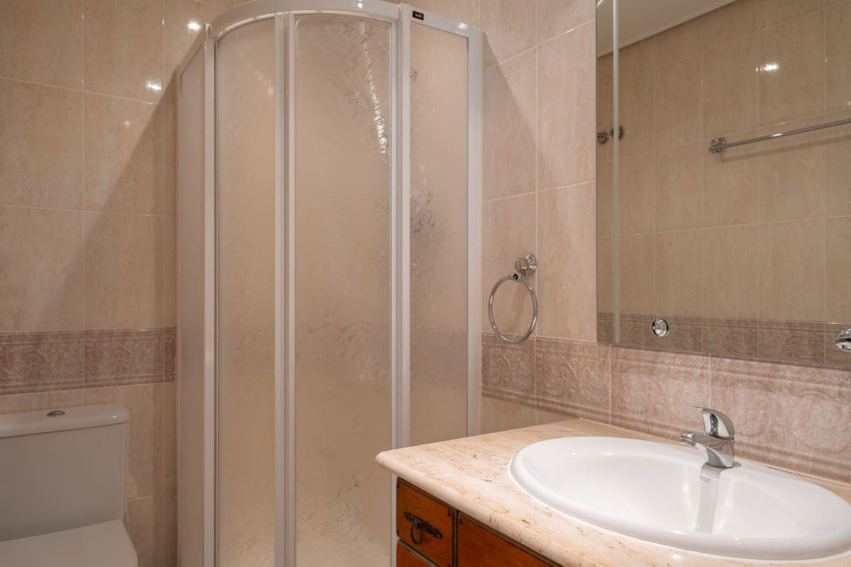 4 Bed Townhouse for sale in New Golden Mile Costa Del Sol, Málaga, Spain