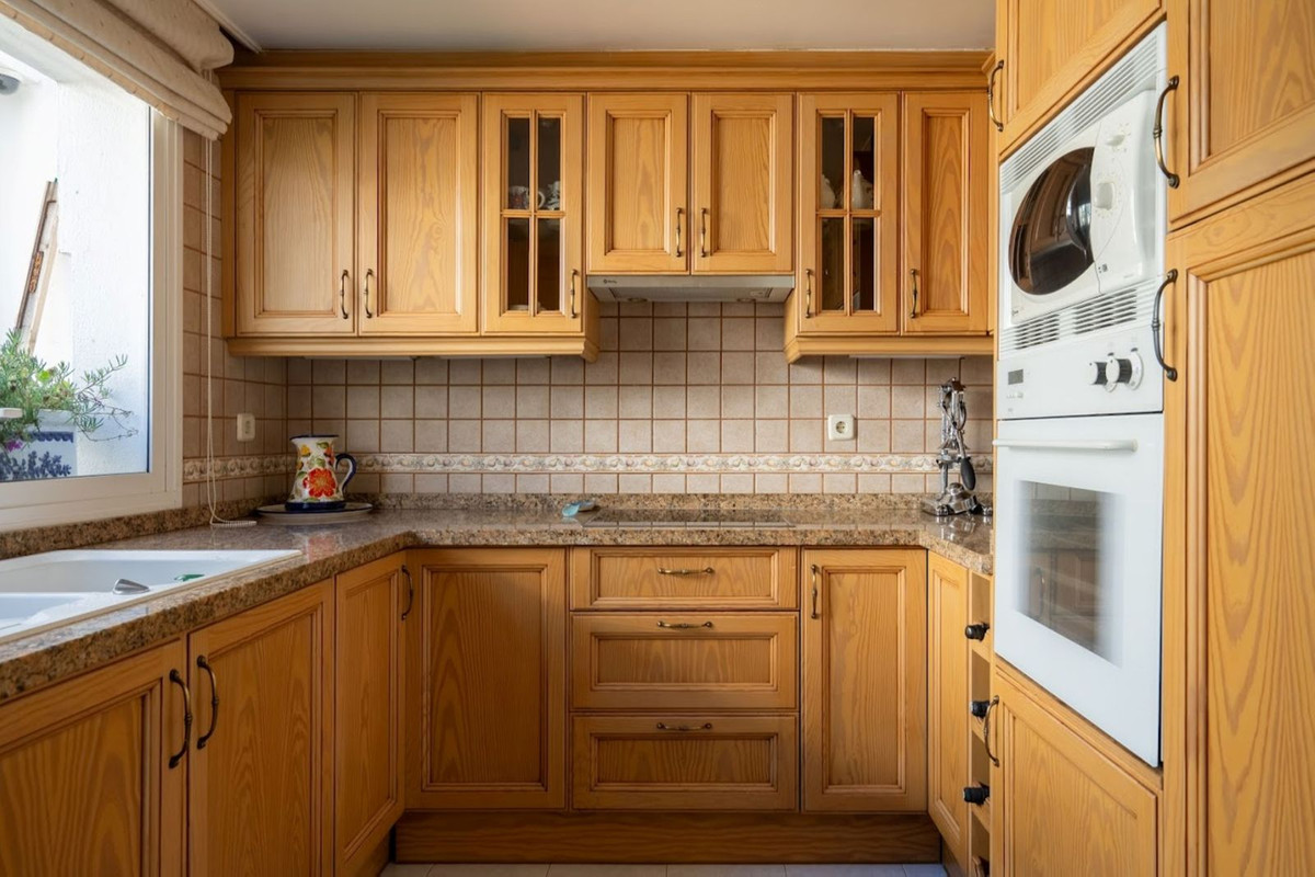 4 Bed Townhouse for sale in New Golden Mile Costa Del Sol, Málaga, Spain