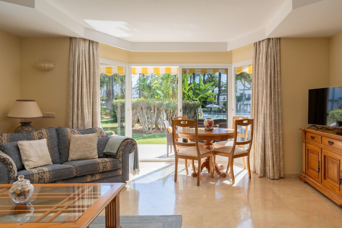 4 Bed Townhouse for sale in New Golden Mile Costa Del Sol, Málaga, Spain