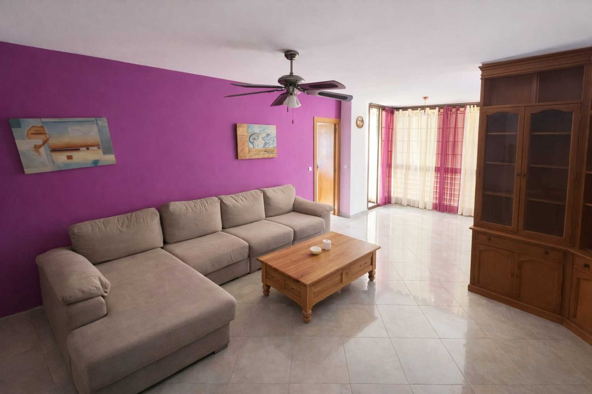 3 Bed Apartment for sale in Marbella Costa Del Sol, Málaga, Spain