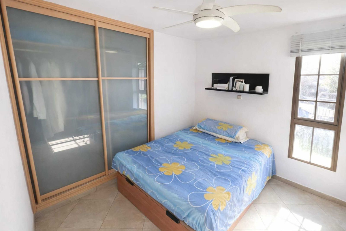 3 Bed Apartment for sale in Marbella Costa Del Sol, Málaga, Spain