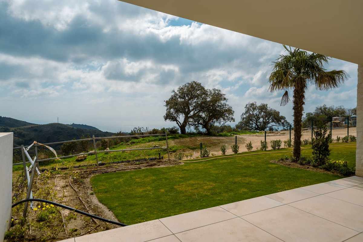 Se vende Apartamento Planta Baja de 2 dormitorios en Costa Del Sol, Málaga, España