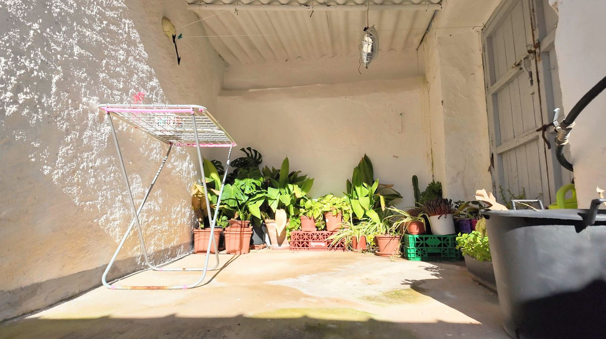 Se vende Pareada de 8 dormitorios en Costa Del Sol, Málaga, España