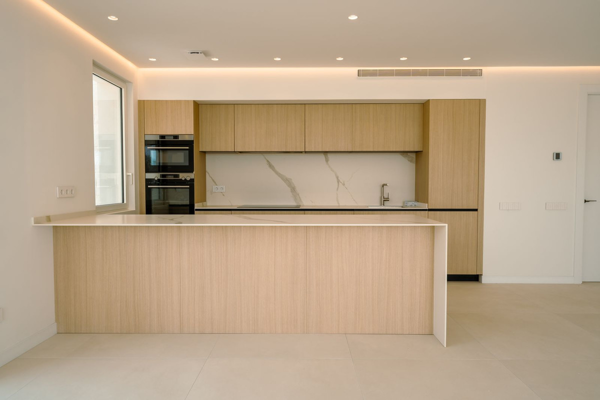 Se vende Apartamento Planta Baja de 3 dormitorios en Costa Del Sol, Málaga, España