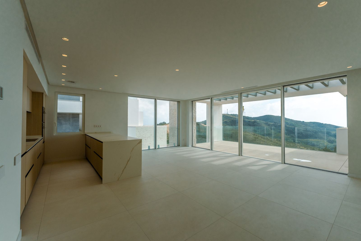 Se vende Apartamento Planta Media de 3 dormitorios en Costa Del Sol, Málaga, España