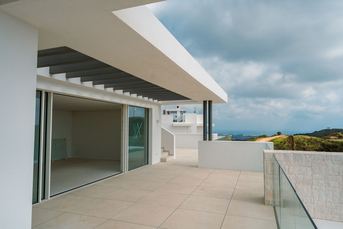 3 Bed Apartment for sale in Ojén Costa Del Sol, Málaga, Spain