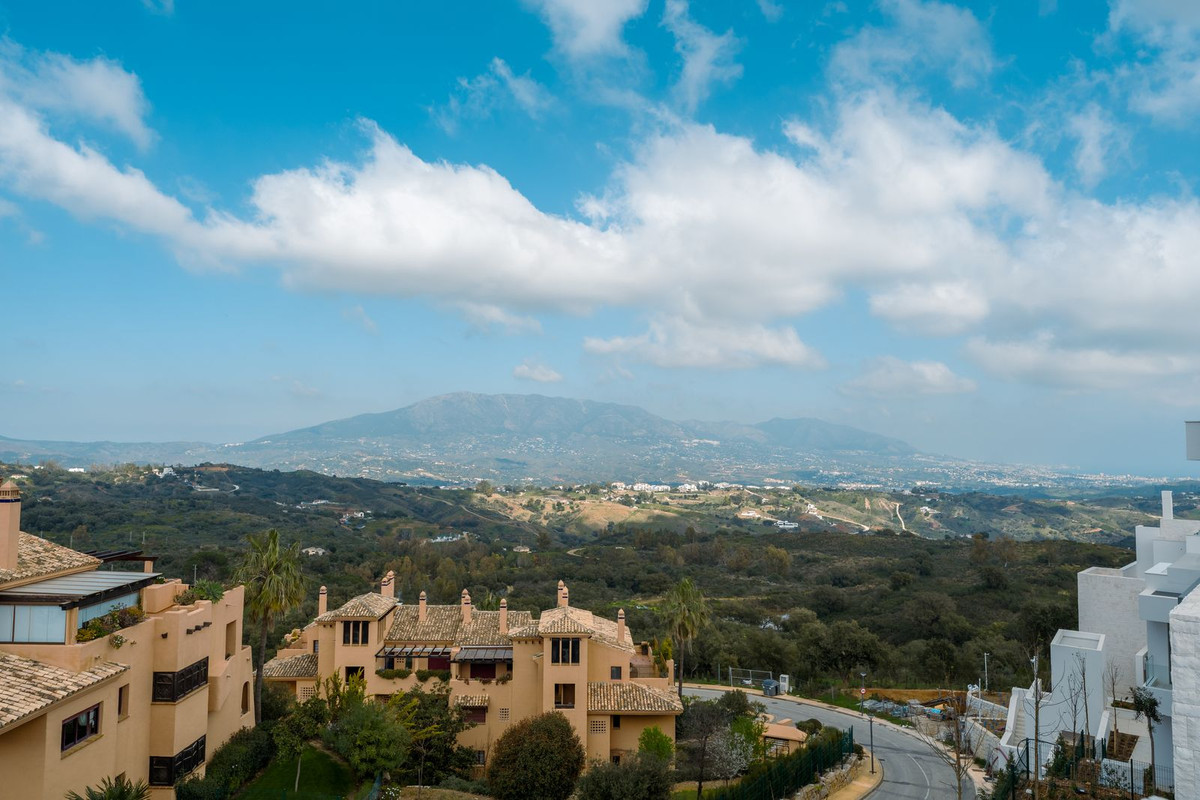 3 Bed Apartment for sale in Ojén Costa Del Sol, Málaga, Spain