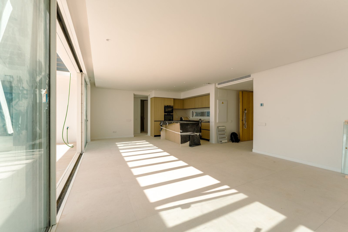 3 Bed Apartment for sale in Ojén Costa Del Sol, Málaga, Spain