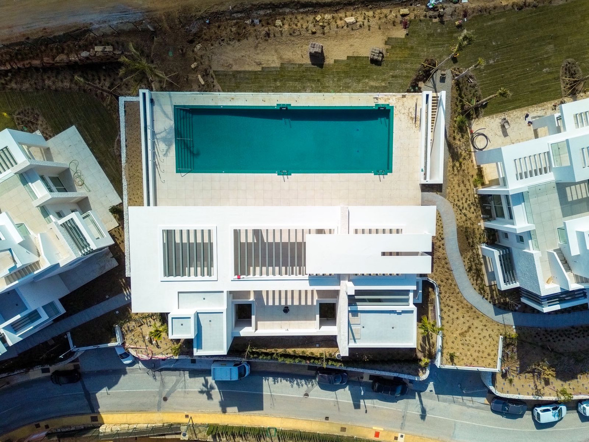 4 Bed Apartment for sale in Ojén Costa Del Sol, Málaga, Spain