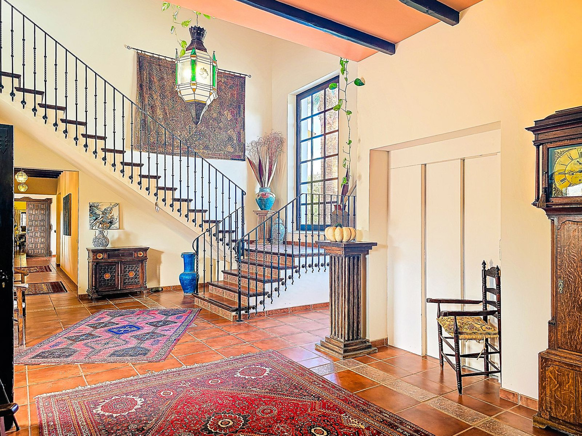 13 Bed Townhouse for sale in Almogía Costa Del Sol, Málaga, Spain
