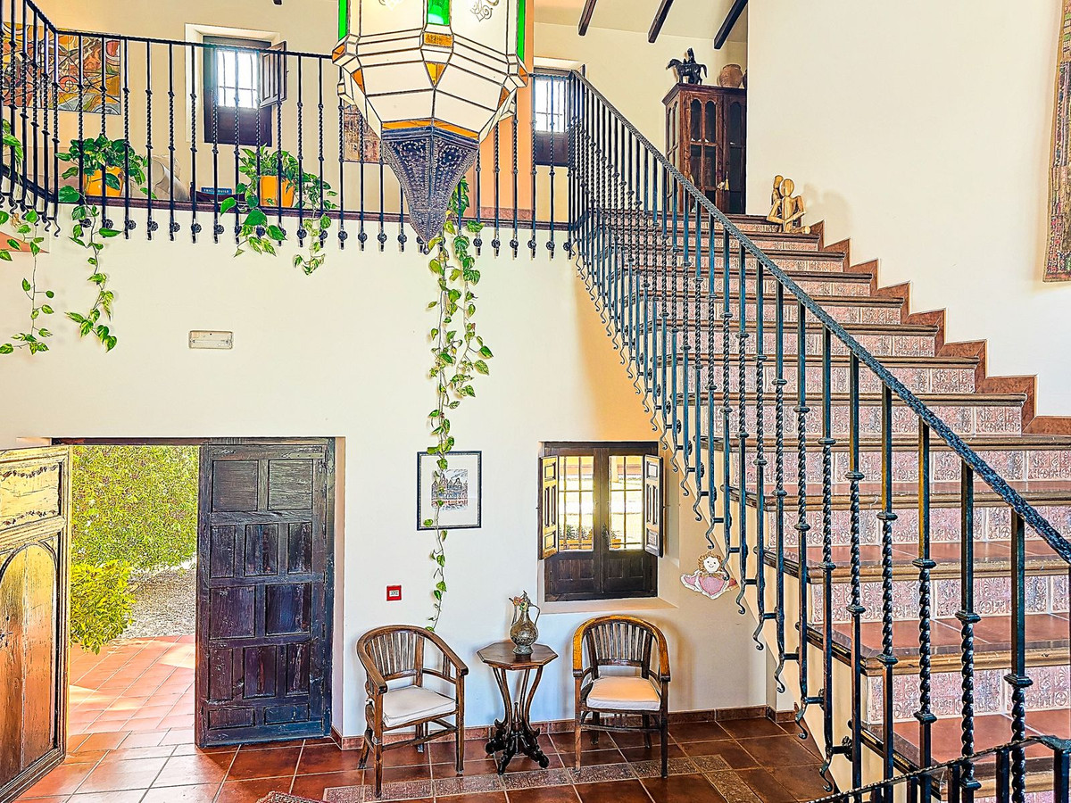 13 Bed Townhouse for sale in Almogía Costa Del Sol, Málaga, Spain