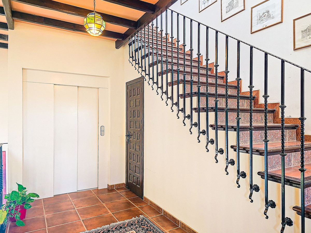 13 Bed Townhouse for sale in Almogía Costa Del Sol, Málaga, Spain