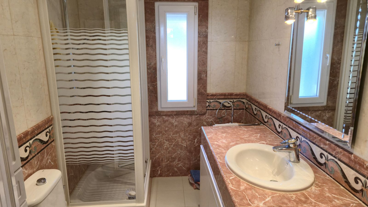 Se vende Apartamento en Planta Última de 1 dormitorios en Costa Del Sol, Málaga, España
