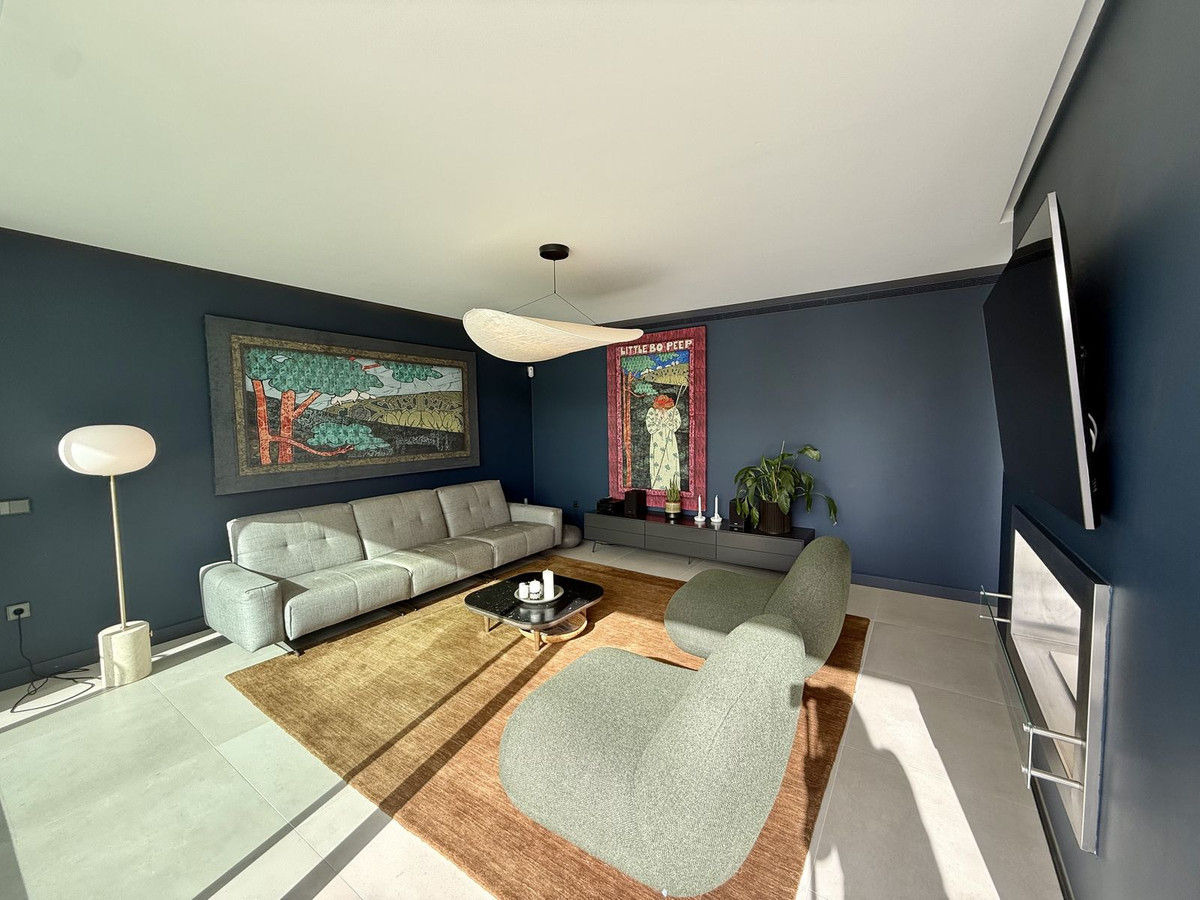 Se vende Pareada de 5 dormitorios en Costa Del Sol, Cadiz, España