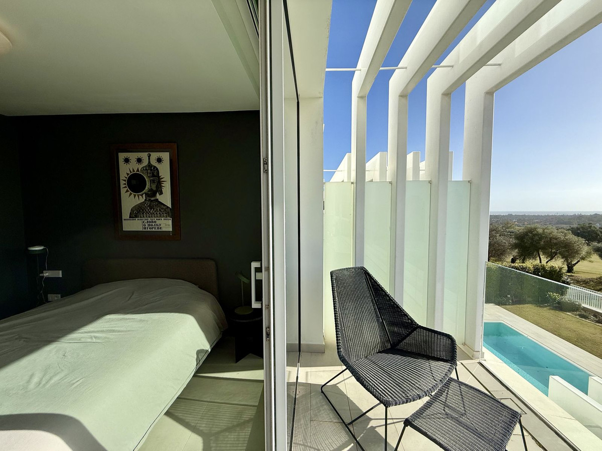Se vende Pareada de 5 dormitorios en Costa Del Sol, Cadiz, España