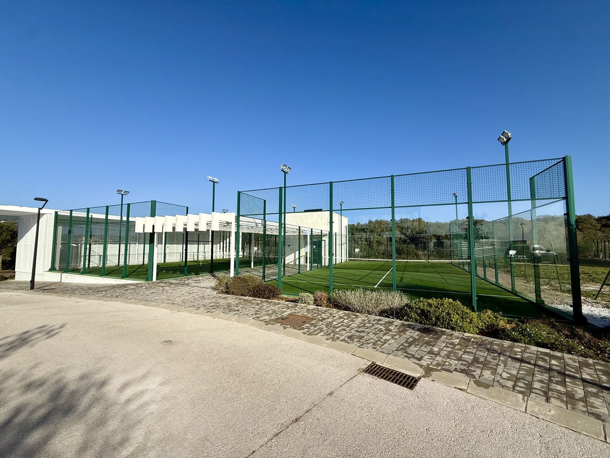 Se vende Pareada de 5 dormitorios en Costa Del Sol, Cadiz, España
