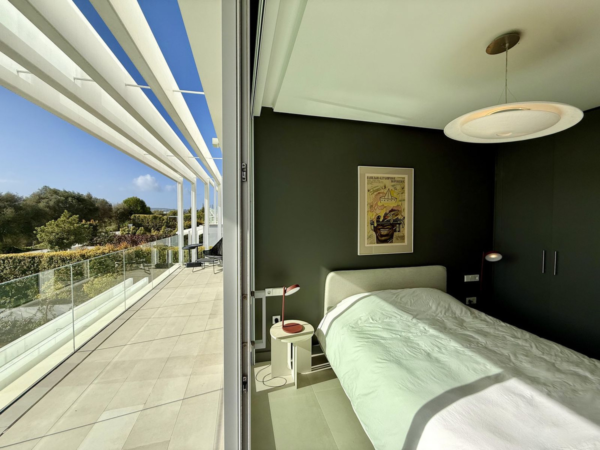 Se vende Pareada de 5 dormitorios en Costa Del Sol, Cadiz, España