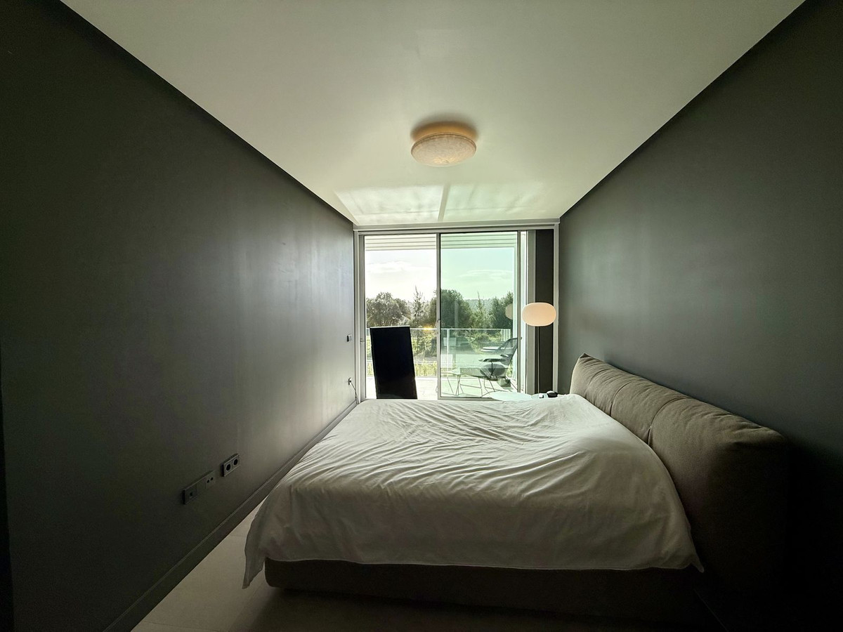 Se vende Pareada de 5 dormitorios en Costa Del Sol, Cadiz, España