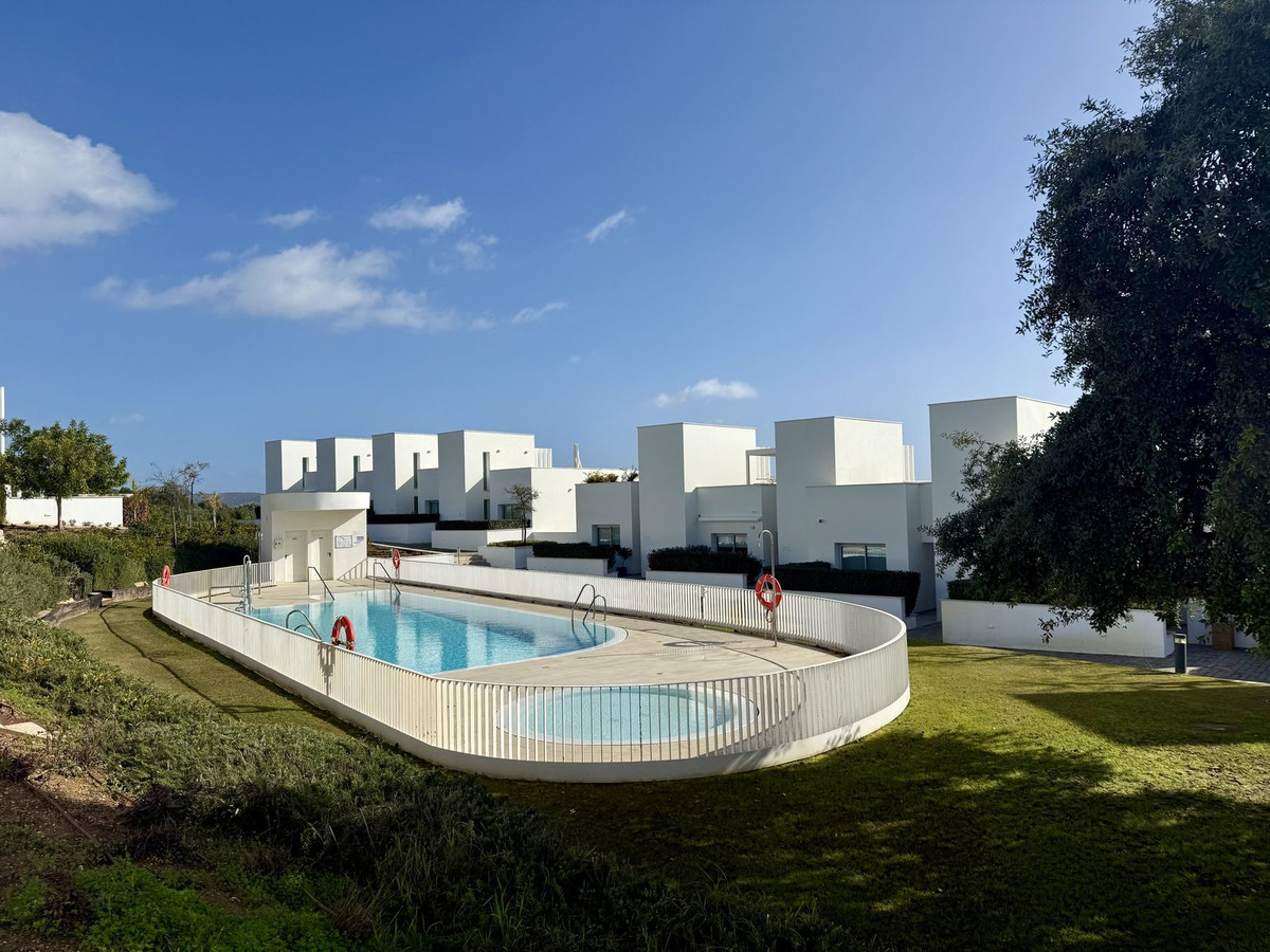 Se vende Pareada de 5 dormitorios en Costa Del Sol, Cadiz, España