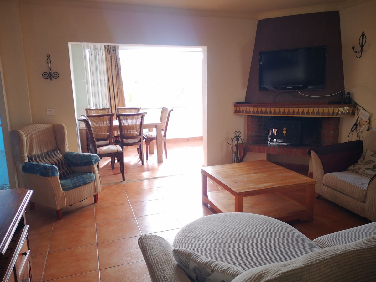 Se vende Villa - Chalet de 4 dormitorios en Costa Del Sol, Málaga, España