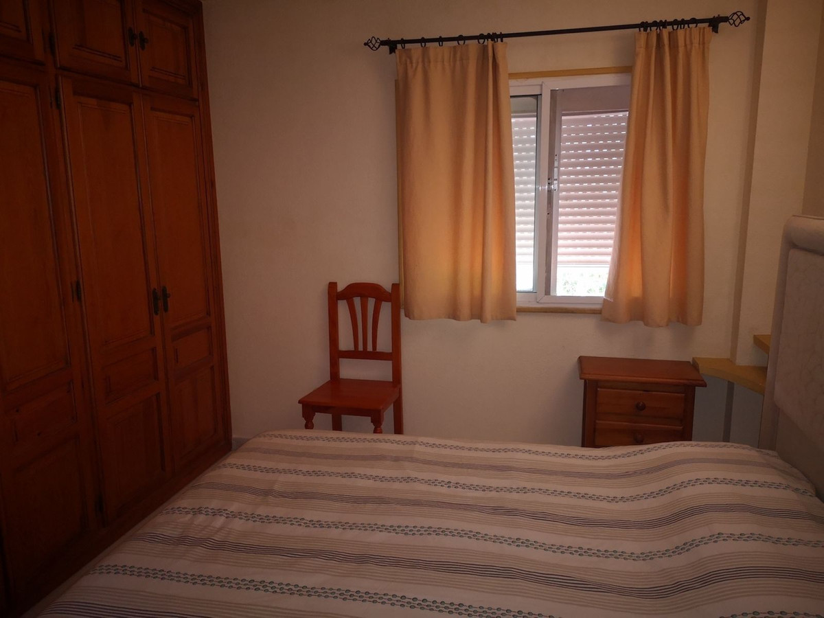 Se vende Villa - Chalet de 4 dormitorios en Costa Del Sol, Málaga, España