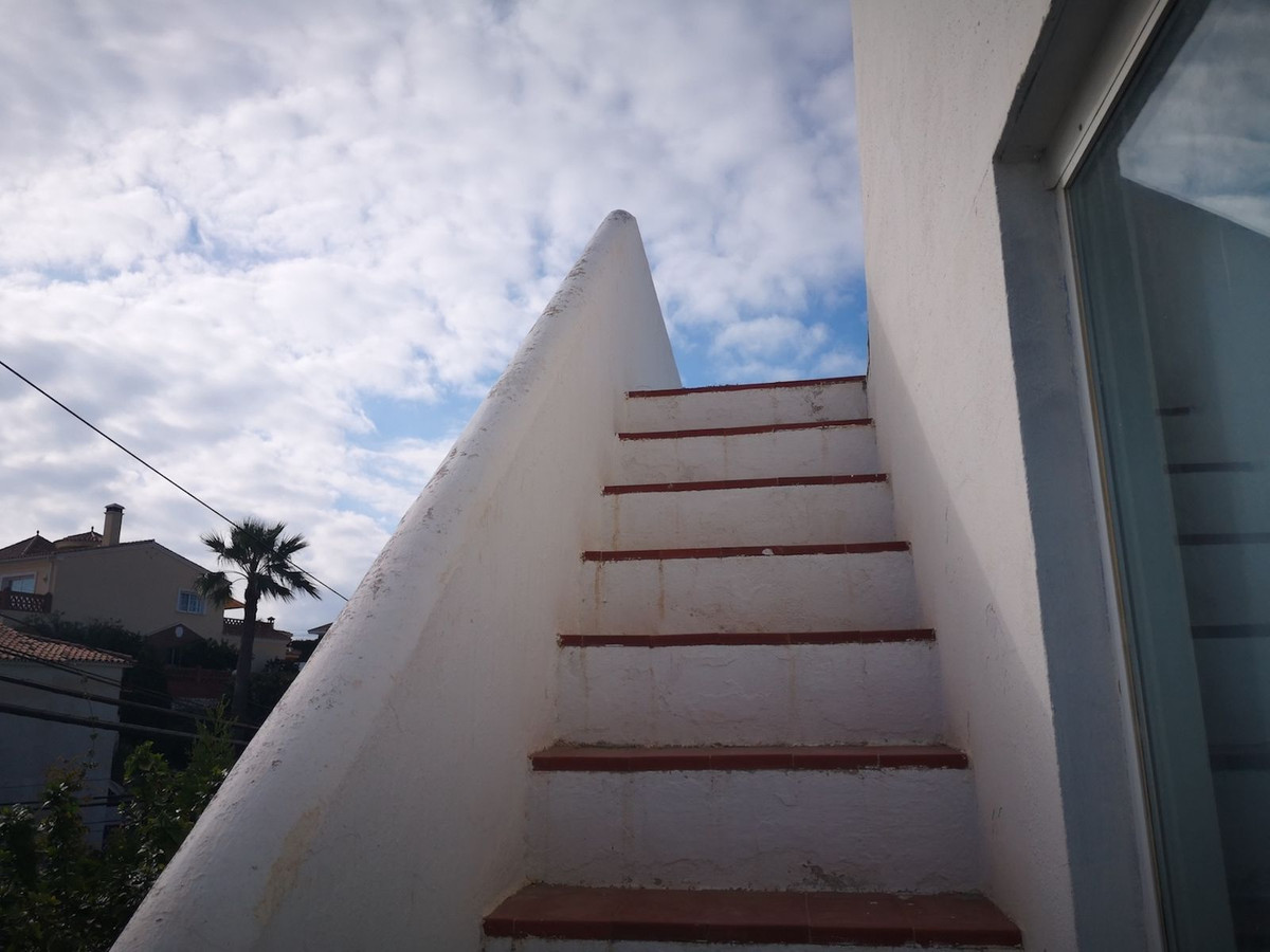 Se vende Villa - Chalet de 4 dormitorios en Costa Del Sol, Málaga, España