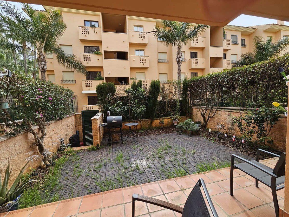 Se vende Apartamento Planta Baja de 2 dormitorios en Costa Del Sol, Málaga, España