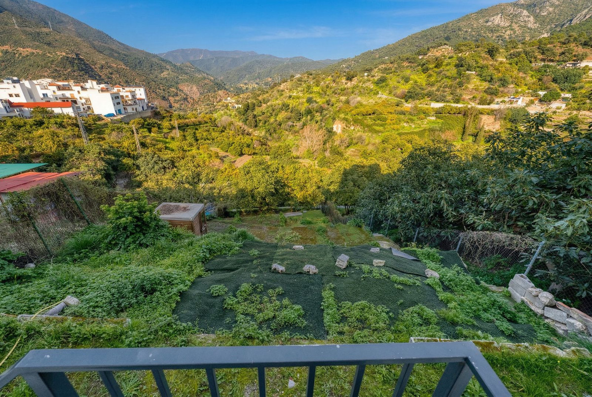 4 Bed Townhouse for sale in Istán Costa Del Sol, Málaga, Spain