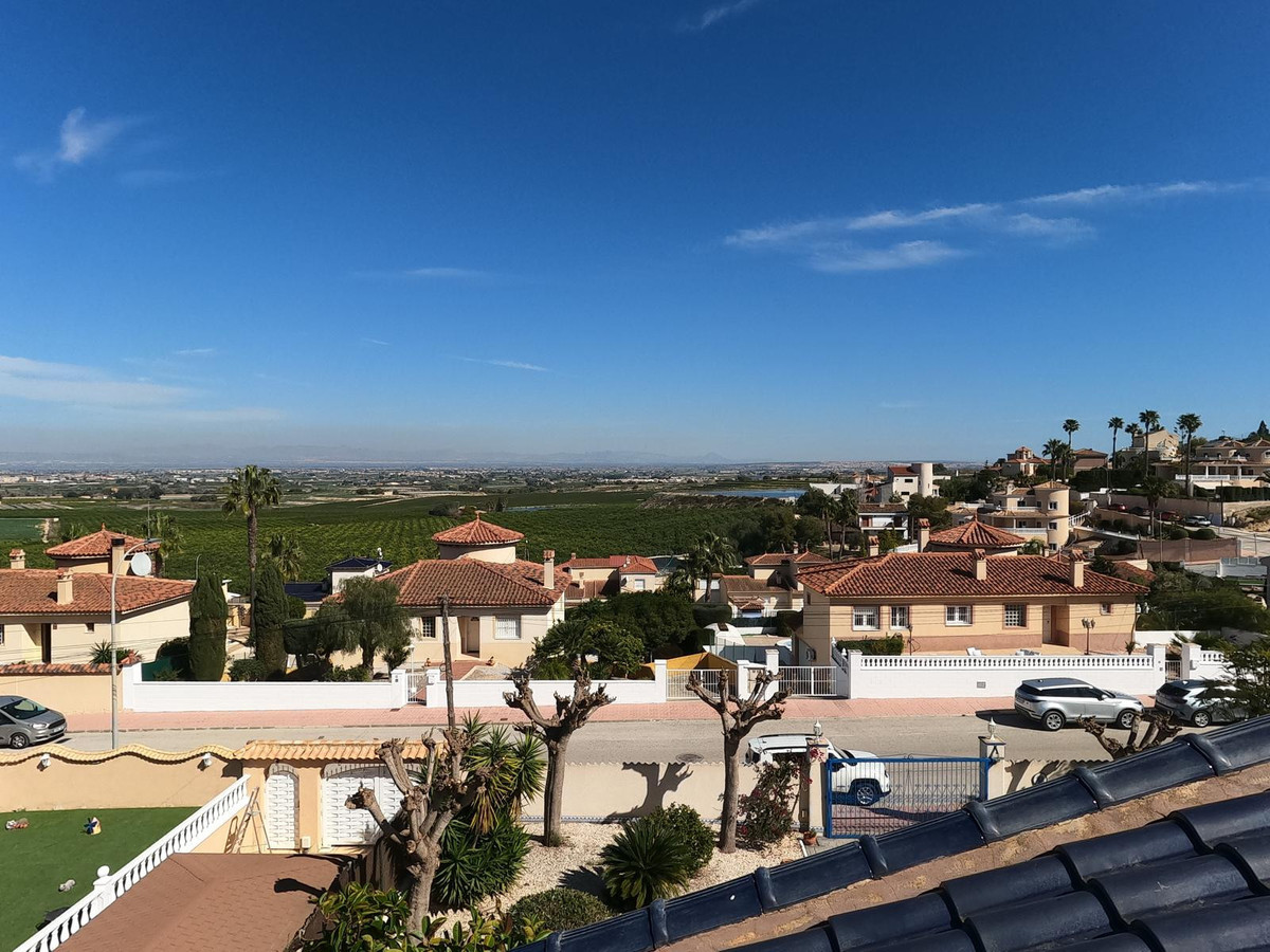Se vende Villa - Chalet de 4 dormitorios en Costa Blanca, Alicante, España