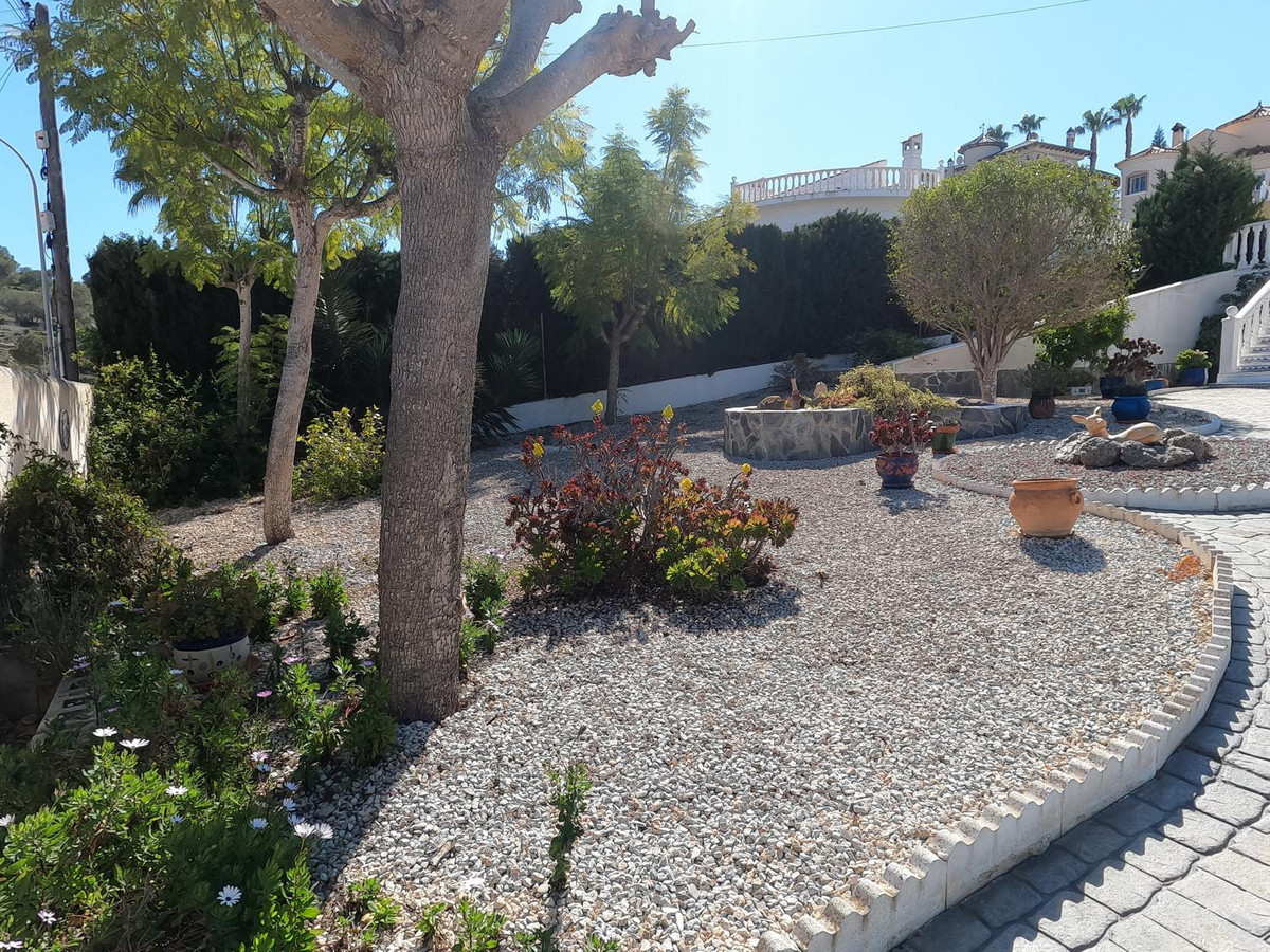 Se vende Villa - Chalet de 4 dormitorios en Costa Blanca, Alicante, España