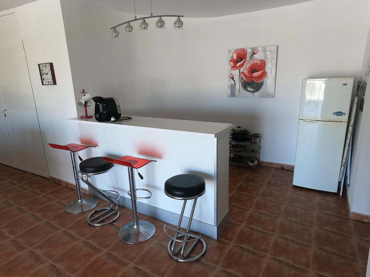Se vende Villa - Chalet de 4 dormitorios en Costa Blanca, Alicante, España