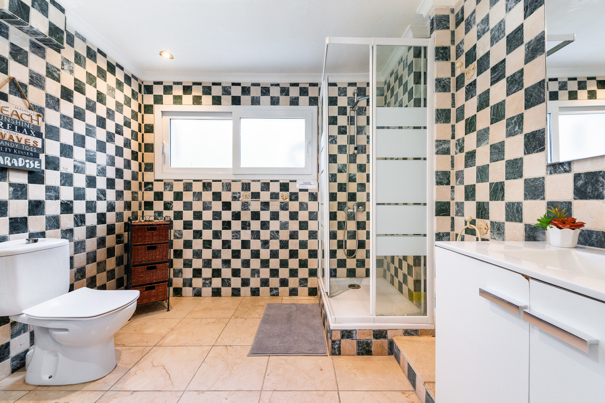 7 Bed Townhouse for sale in Dehesa De Campoamor Costa Blanca, Alicante, Spain