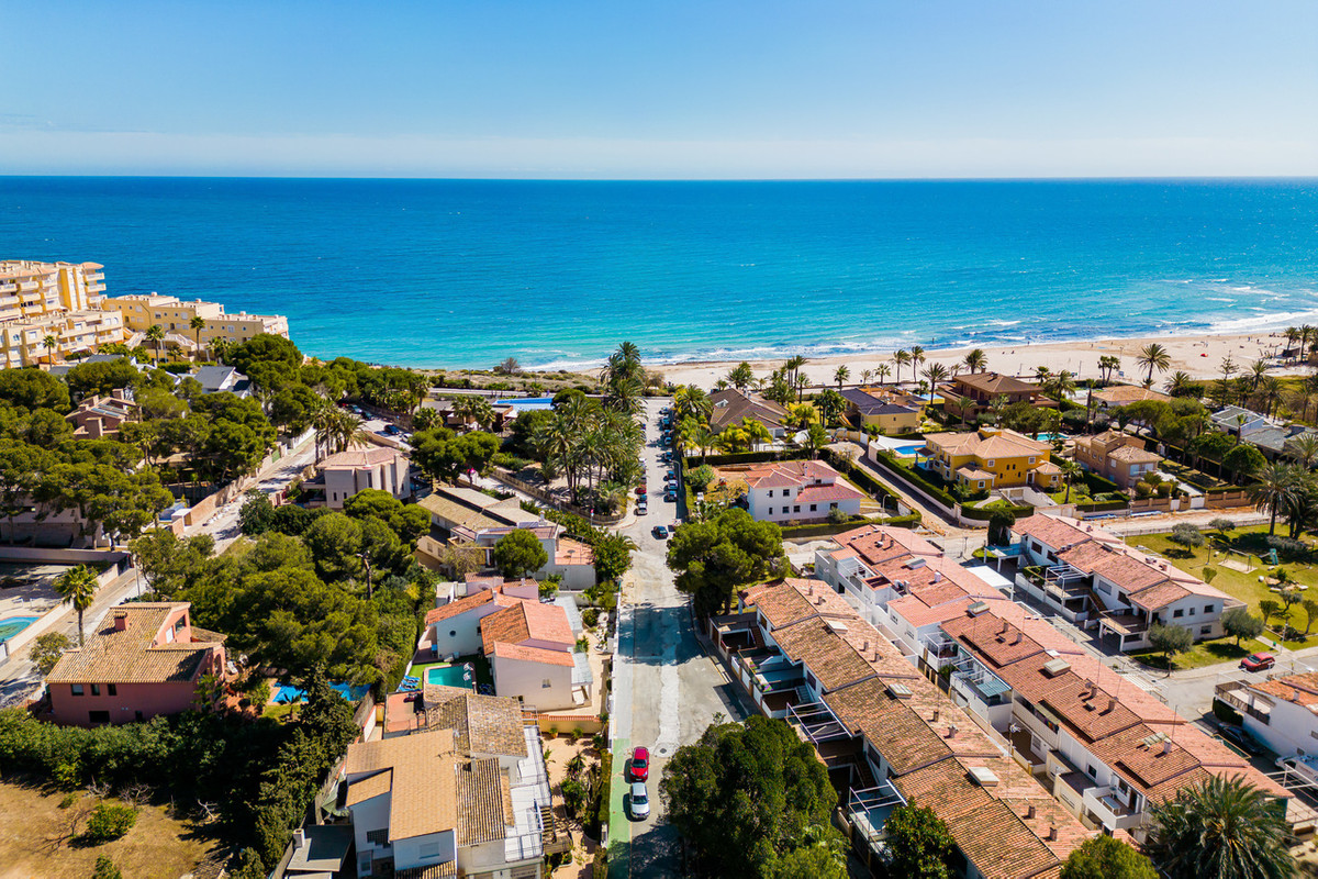 7 Bed Townhouse for sale in Dehesa De Campoamor Costa Blanca, Alicante, Spain