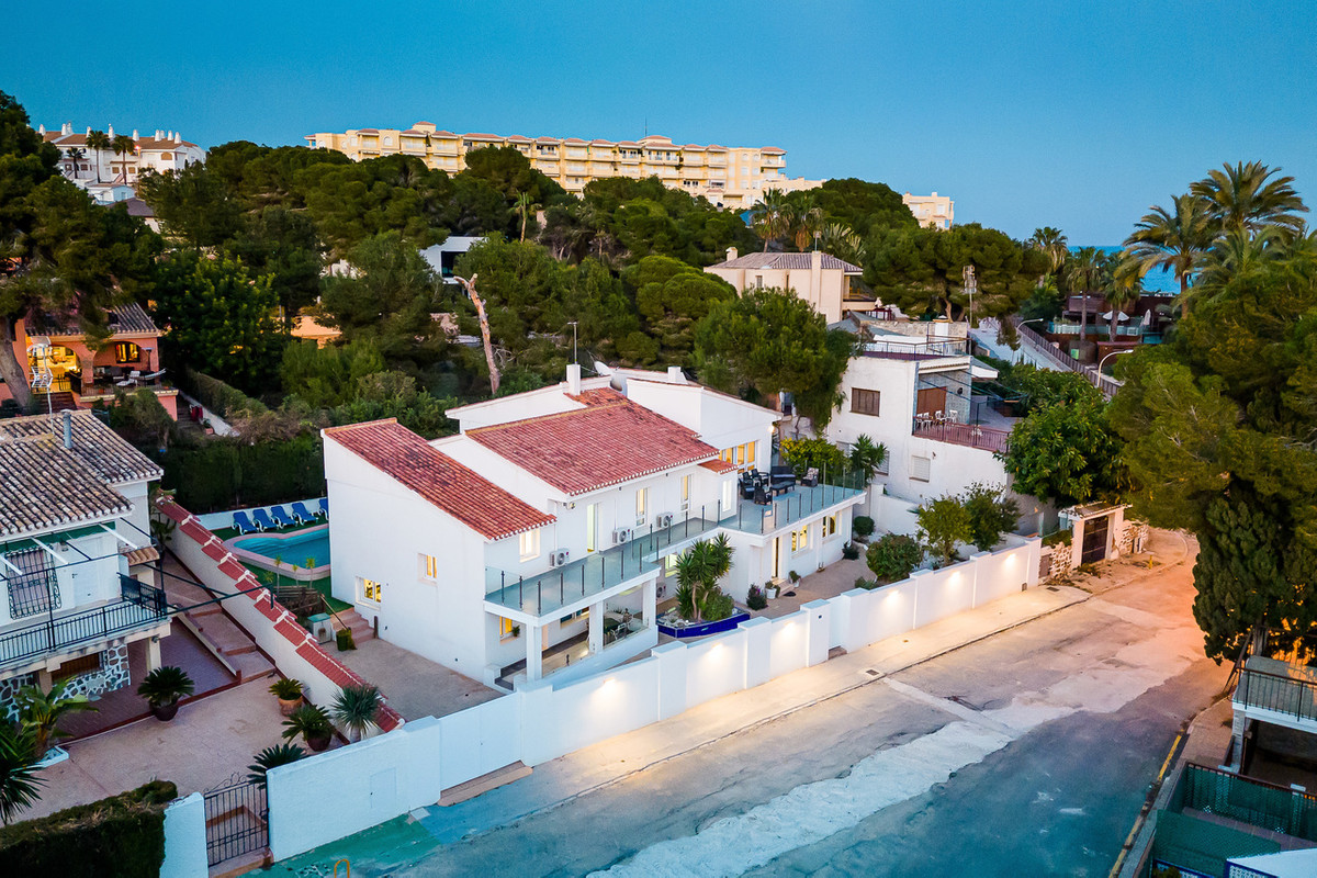7 Bed Townhouse for sale in Dehesa De Campoamor Costa Blanca, Alicante, Spain