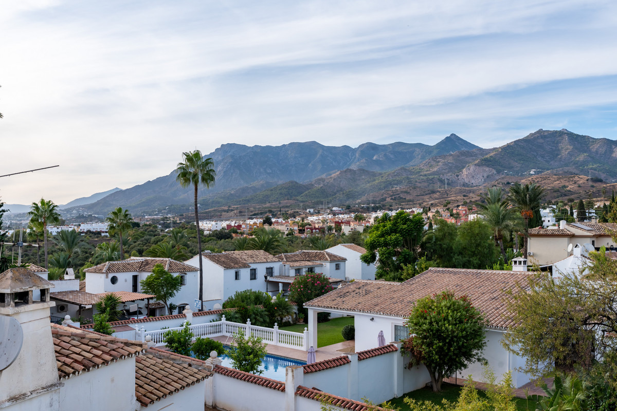 2 Bed Apartment for sale in Río Real Costa Del Sol, Málaga, Spain