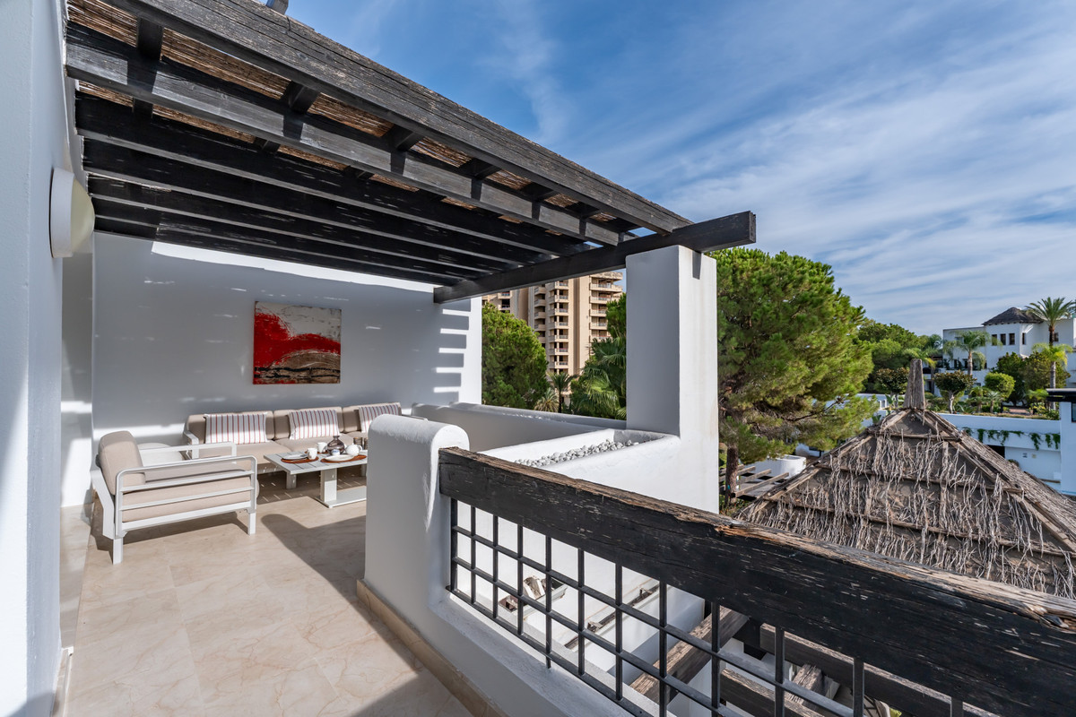 2 Bed Apartment for sale in Río Real Costa Del Sol, Málaga, Spain