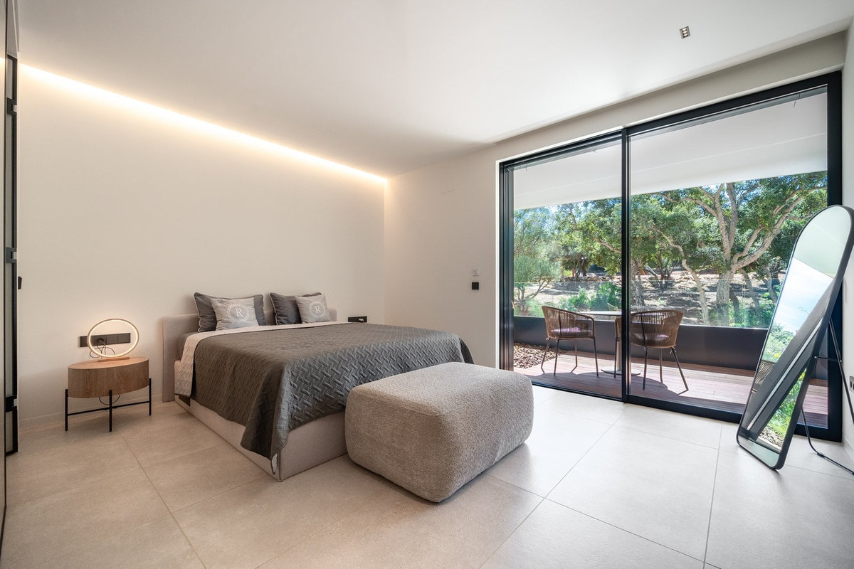 Se vende Apartamento Planta Media de 2 dormitorios en Costa Del Sol, Cadiz, España
