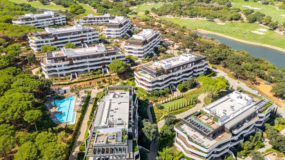 Se vende Apartamento Planta Media de 2 dormitorios en Costa Del Sol, Cadiz, España